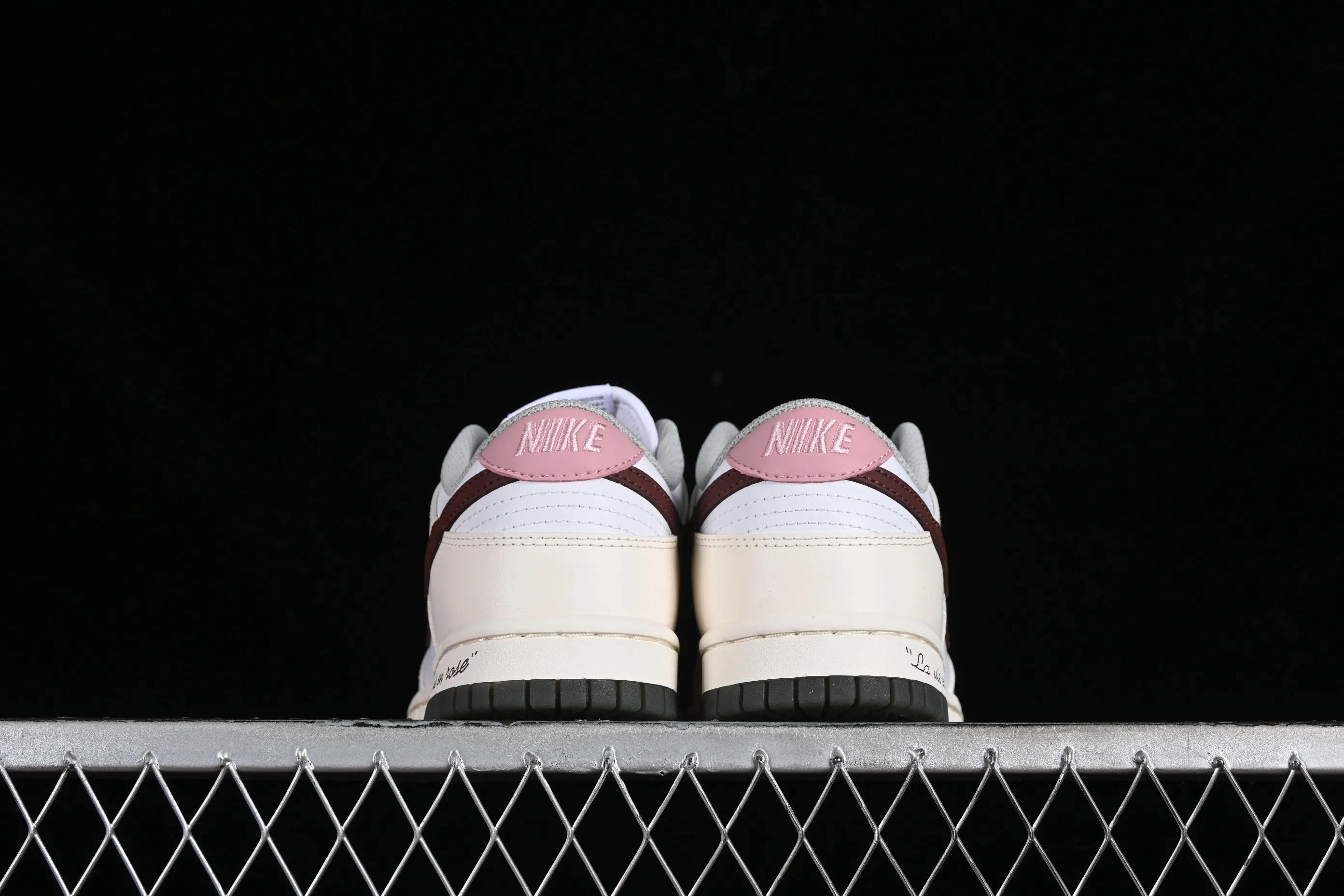 All categories Nk SB Dunk series Nk SB Dunk Low low-top sneakers Nk Dunk Low Valentine's Day limited SB low-top sports and leisure sneakers DD1503-117